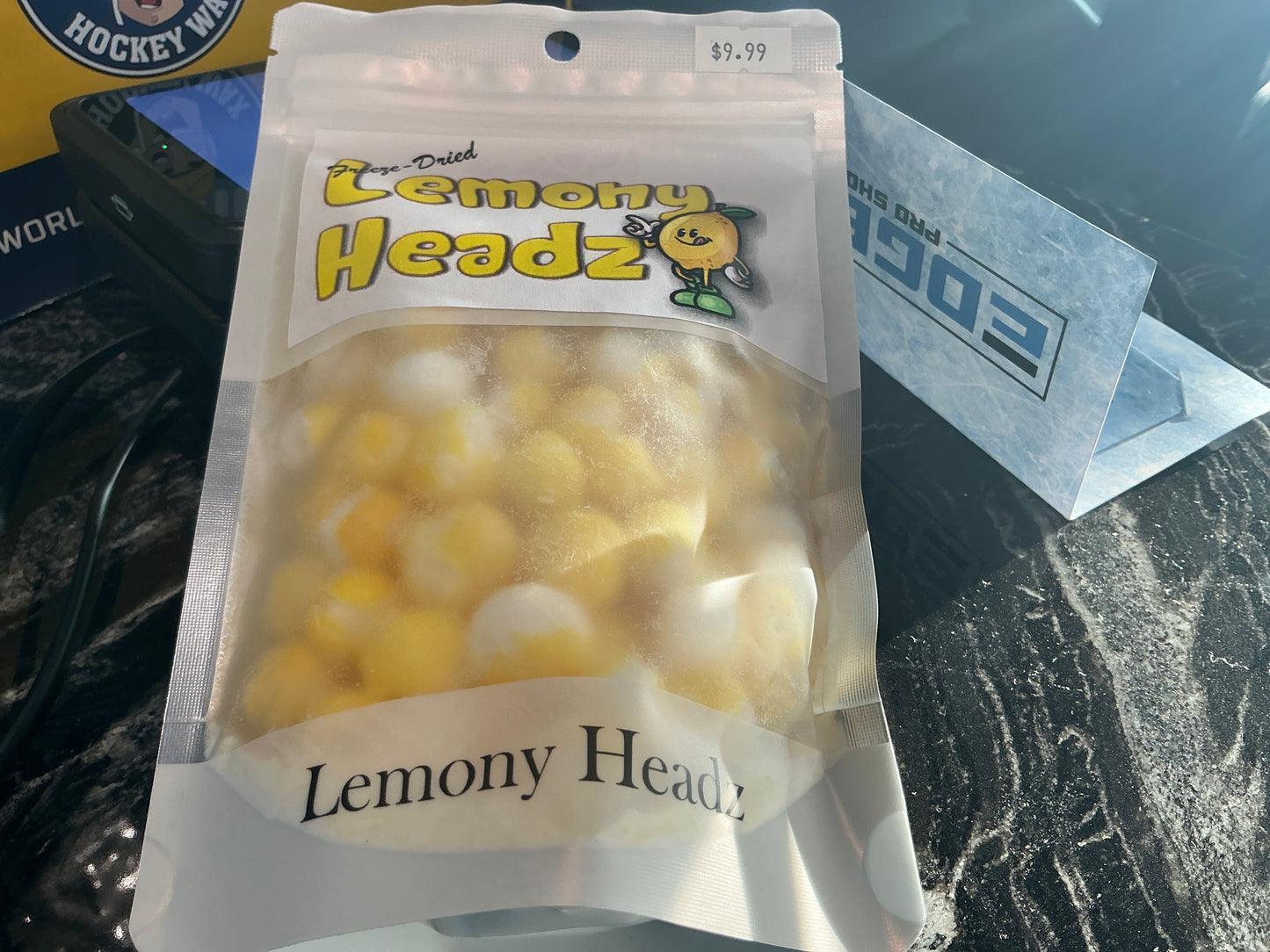 Freeze dried lemon headz