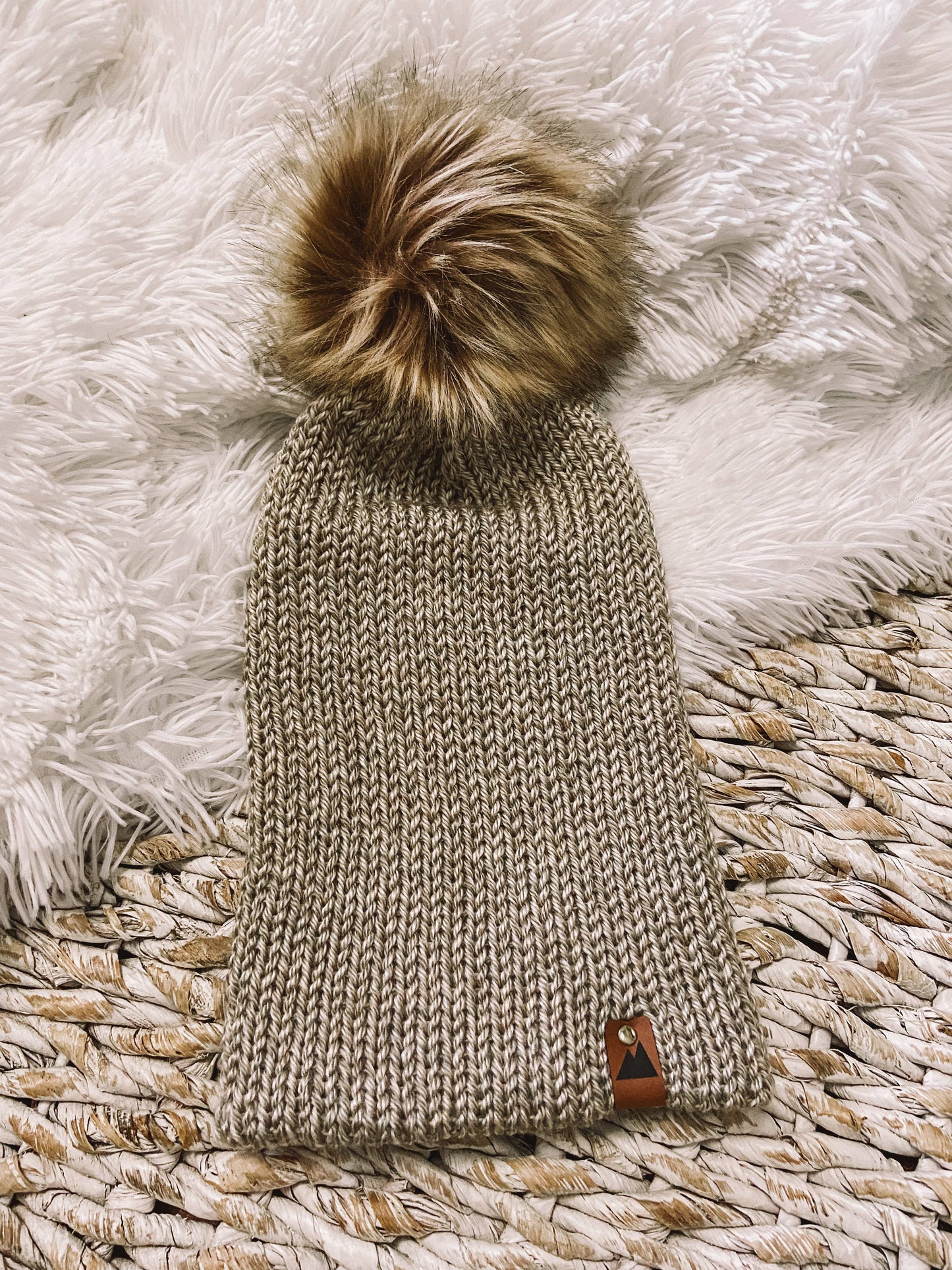 Oatmeal Knit Beanie Toque with Fur Pom Pom hat