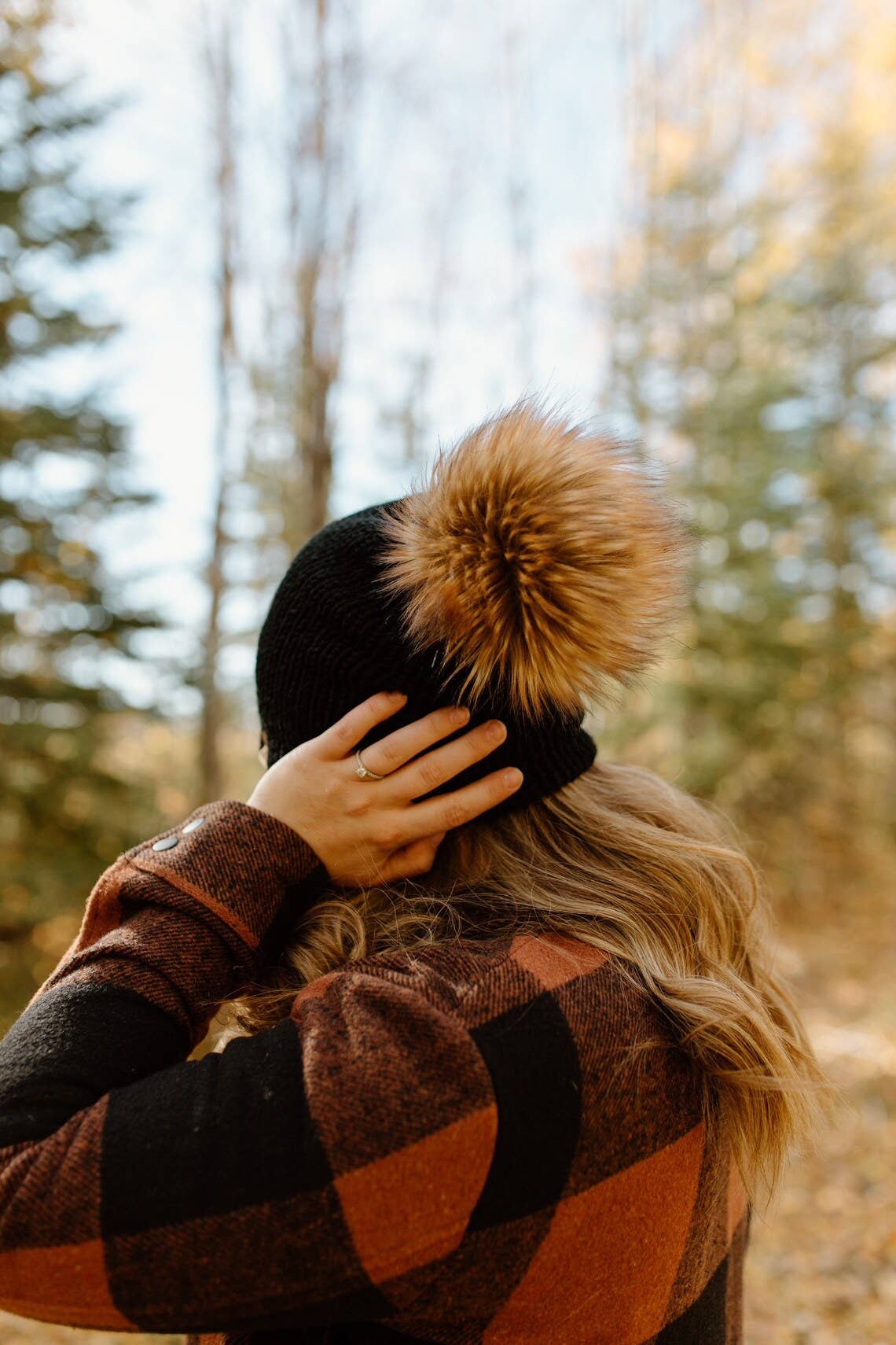 Black Knit Beanie Toque with Fur Pom Pom hat