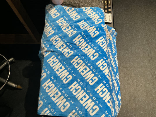 Cwench Towel